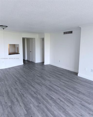 1780 NE 191st St 600-2, Miami, FL 33179