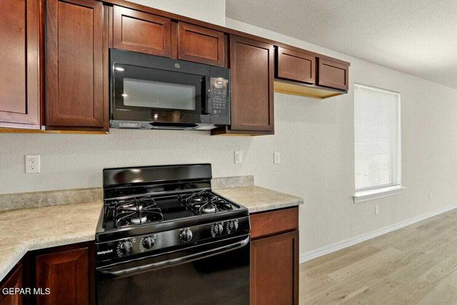 14257 Star Cactus Avenue, Horizon City, TX 79928
