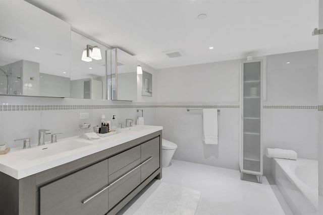 2727 S Ocean Boulevard 403, Highland Beach, FL 33487