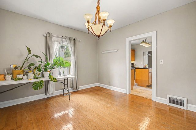 1008 Union, Jackson, MI 49203