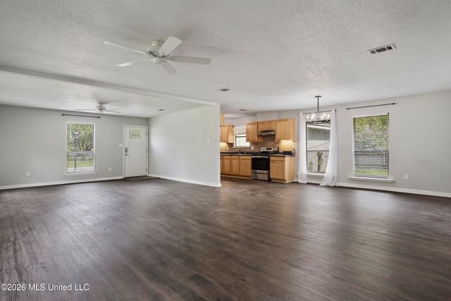 3620 Cochran Avenue, Moss Point, MS 39562