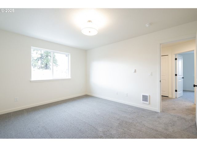 14722 Se Powell Blvd, Portland, OR 97236