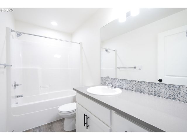 14722 Se Powell Blvd, Portland, OR 97236