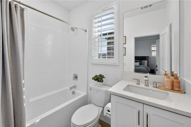 1300 Windmill Road, Rancho Mission Viejo, CA 92694