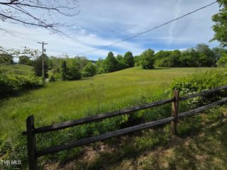 1584 Old Boones Creek Road, Jonesborough, TN 37659