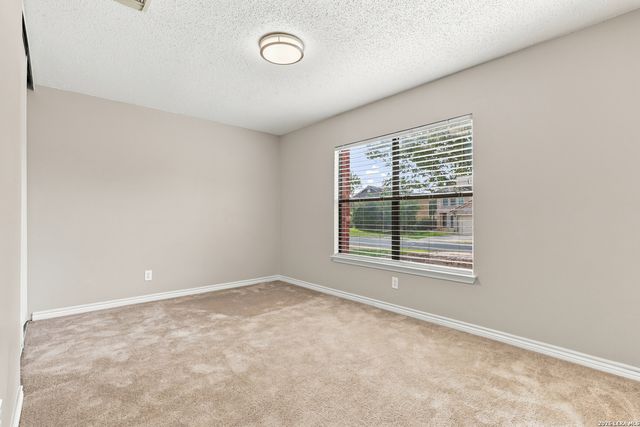 7807 Pecan Hts, San Antonio, TX 78244