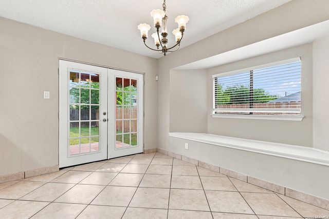 7807 Pecan Hts, San Antonio, TX 78244