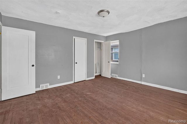 17159 Woodingham Drive, Detroit, MI 48221