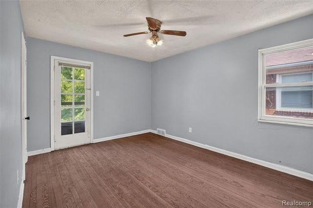 17159 Woodingham Drive, Detroit, MI 48221