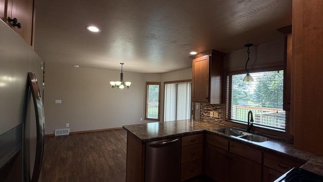 2758 CHAR LA MAR DRIVE, Green Bay, WI 54311