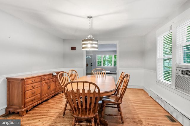 21 E WALNUT AVE, Haddon Township, NJ 08108