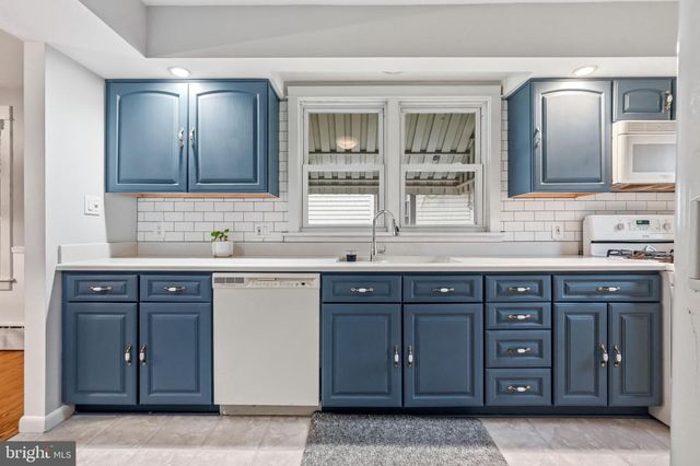 21 E WALNUT AVE, Haddon Township, NJ 08108