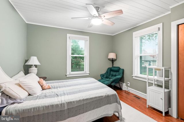 21 E WALNUT AVE, Haddon Township, NJ 08108