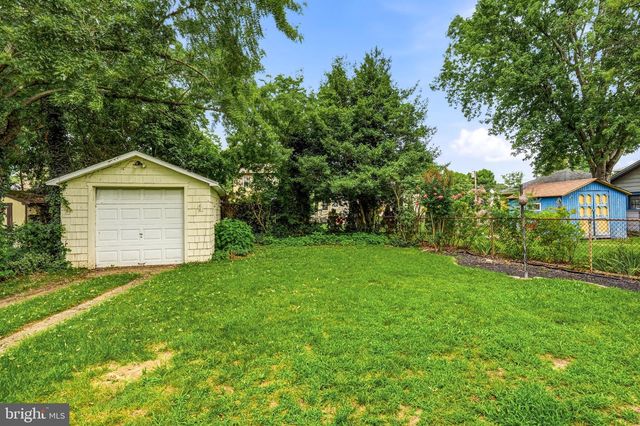 21 E WALNUT AVE, Haddon Township, NJ 08108