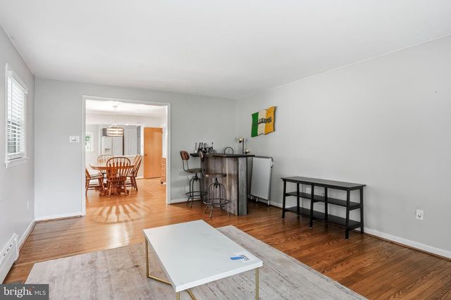 21 E WALNUT AVE, Haddon Township, NJ 08108