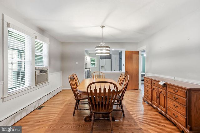 21 E WALNUT AVE, Haddon Township, NJ 08108