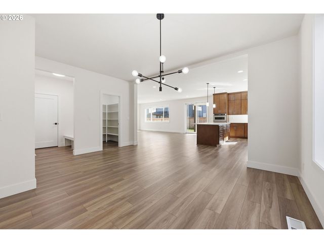 4118 Se 70TH Ave, Hillsboro, OR 97123