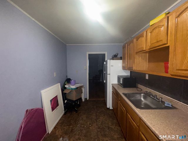 154 Virginia Avenue B, Bridgeport, CT 06610