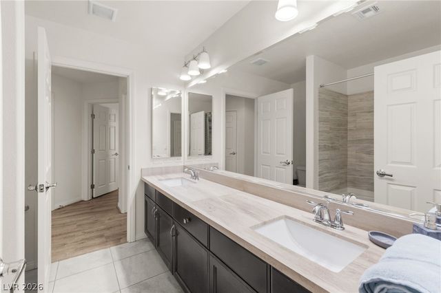 5929 Graystone Ridge Avenue, Las Vegas, NV 89141