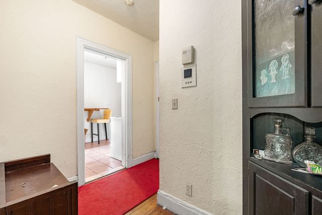 10 Jamaicaway 8, Boston, MA 02130