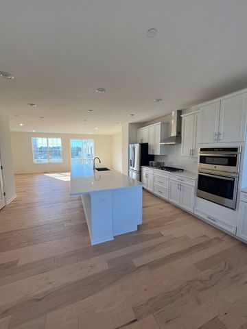 2925 SHOWPLACE Drive NONE, Naperville, IL 60564