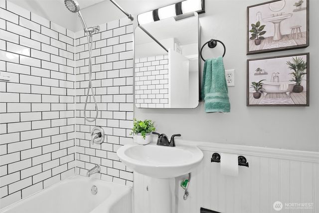 3410 NW Morgan Lane, Bremerton, WA 98312