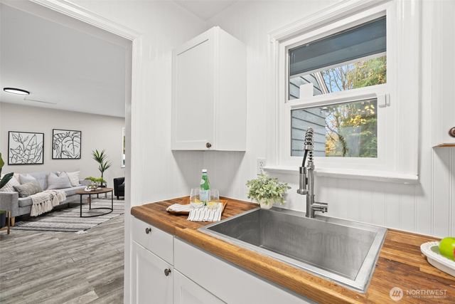 3410 NW Morgan Lane, Bremerton, WA 98312