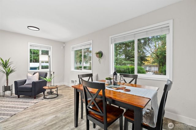 3410 NW Morgan Lane, Bremerton, WA 98312