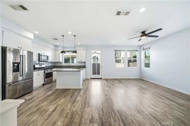 4104 Vela Way, Oceanside, CA 92057