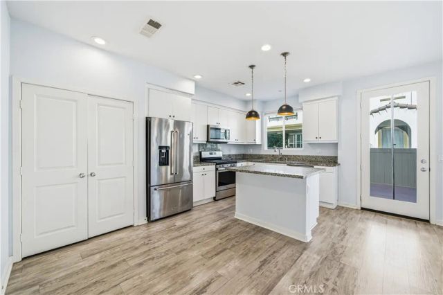 4104 Vela Way, Oceanside, CA 92057