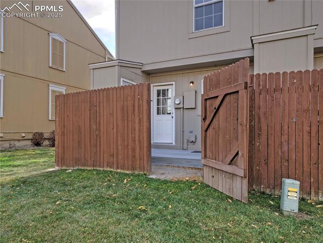 4239 Charleston Drive, Colorado Springs, CO 80916