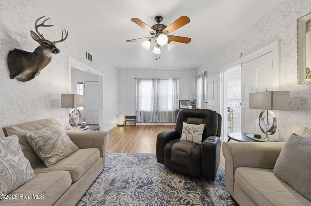 1009 Us Hwy 158 W, Elizabeth City, NC 27909