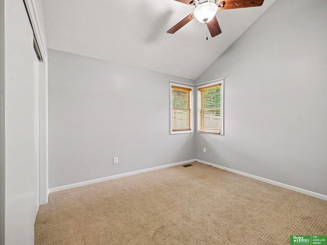 5556 Walnut Street, Omaha, NE 68106