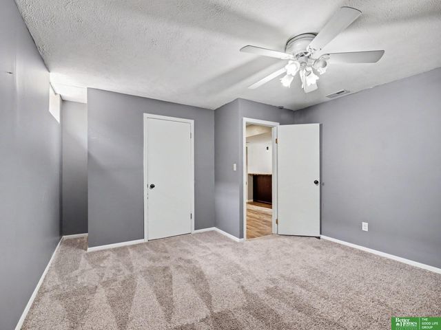 5556 Walnut Street, Omaha, NE 68106