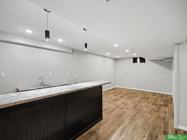 5556 Walnut Street, Omaha, NE 68106