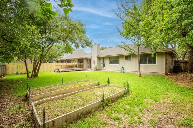 1911 Oakview DR, Round Rock, TX 78681