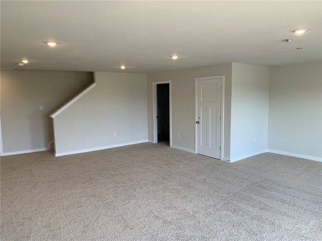 220 Paddock Lane, Harmony Boro, PA 16037