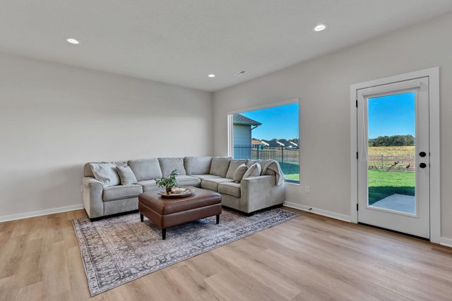 130 N Gowen St, Goddard, KS 67052