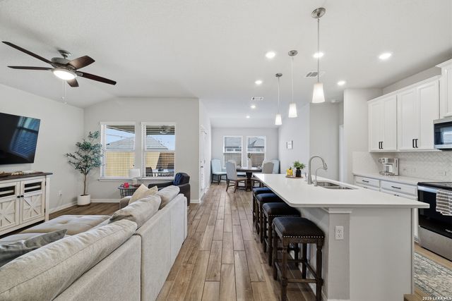 3016 Toscana, Schertz, TX 78154