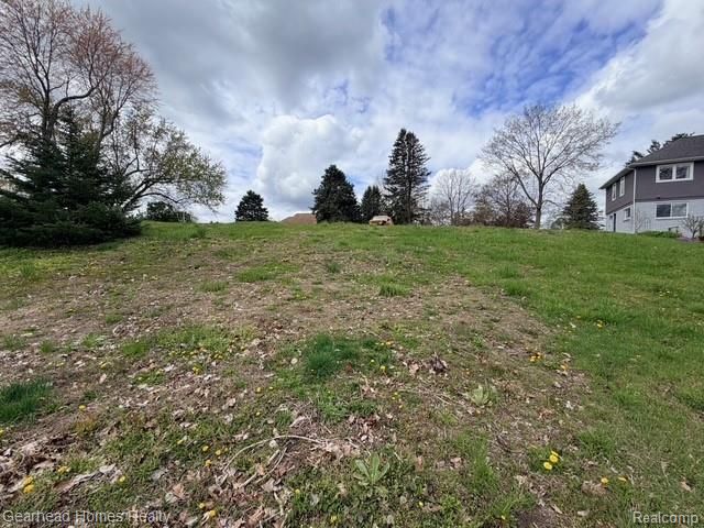 VL Sashabaw Road, Independence Charter Township, MI 48348