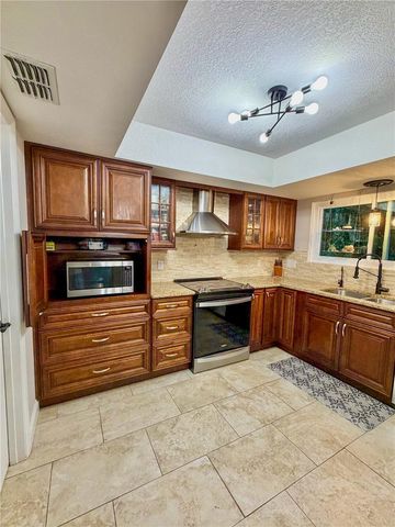 342 WELLINGTON DRIVE, Palm Coast, FL 32164