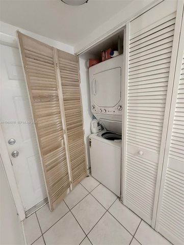 10541 NW 10th St 103, Pembroke Pines, FL 33026