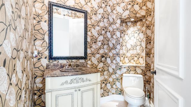 17602 Middle Lake Drive, Boca Raton, FL 33496