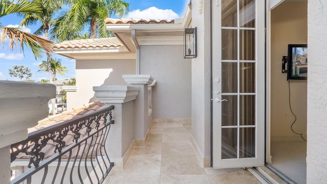 17602 Middle Lake Drive, Boca Raton, FL 33496