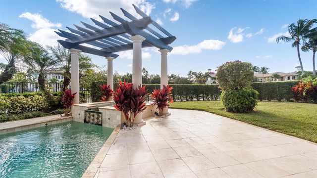 17602 Middle Lake Drive, Boca Raton, FL 33496