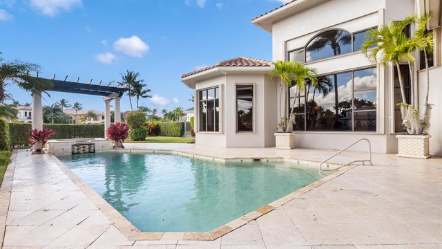 17602 Middle Lake Drive, Boca Raton, FL 33496