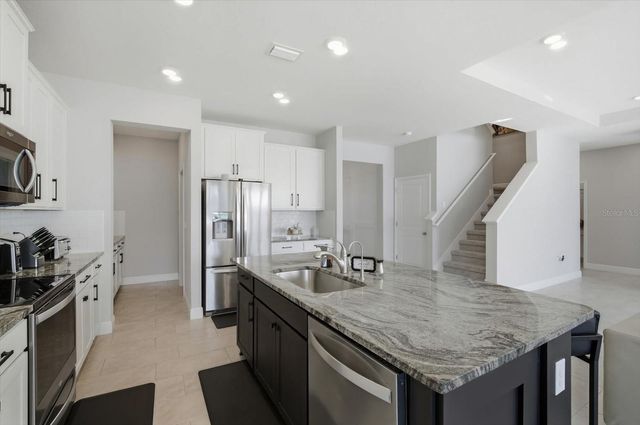 164 MANGROVE MANOR DRIVE, Apollo Beach, FL 33572