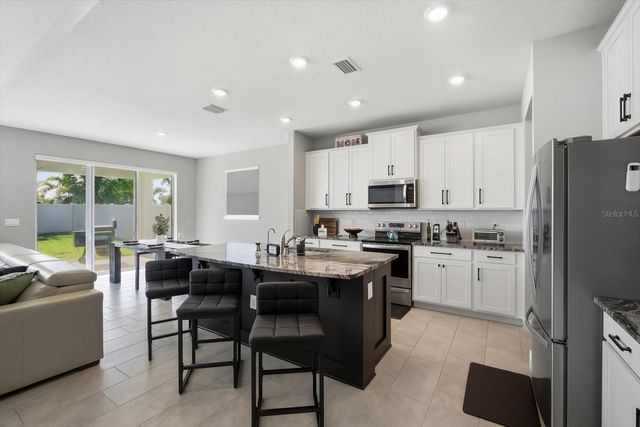 164 MANGROVE MANOR DRIVE, Apollo Beach, FL 33572