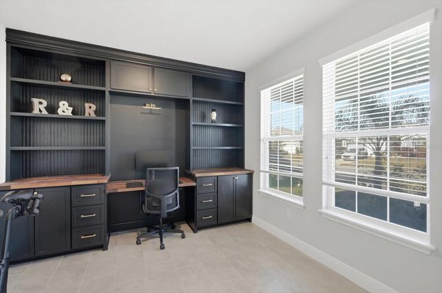 164 MANGROVE MANOR DRIVE, Apollo Beach, FL 33572