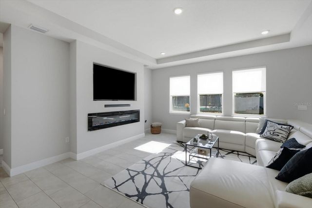 164 MANGROVE MANOR DRIVE, Apollo Beach, FL 33572